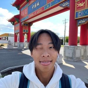 Meet your Posher, Daniel